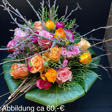 Lade das Bild in den Galerie-Viewer, Blumenstrauß in Bunt
